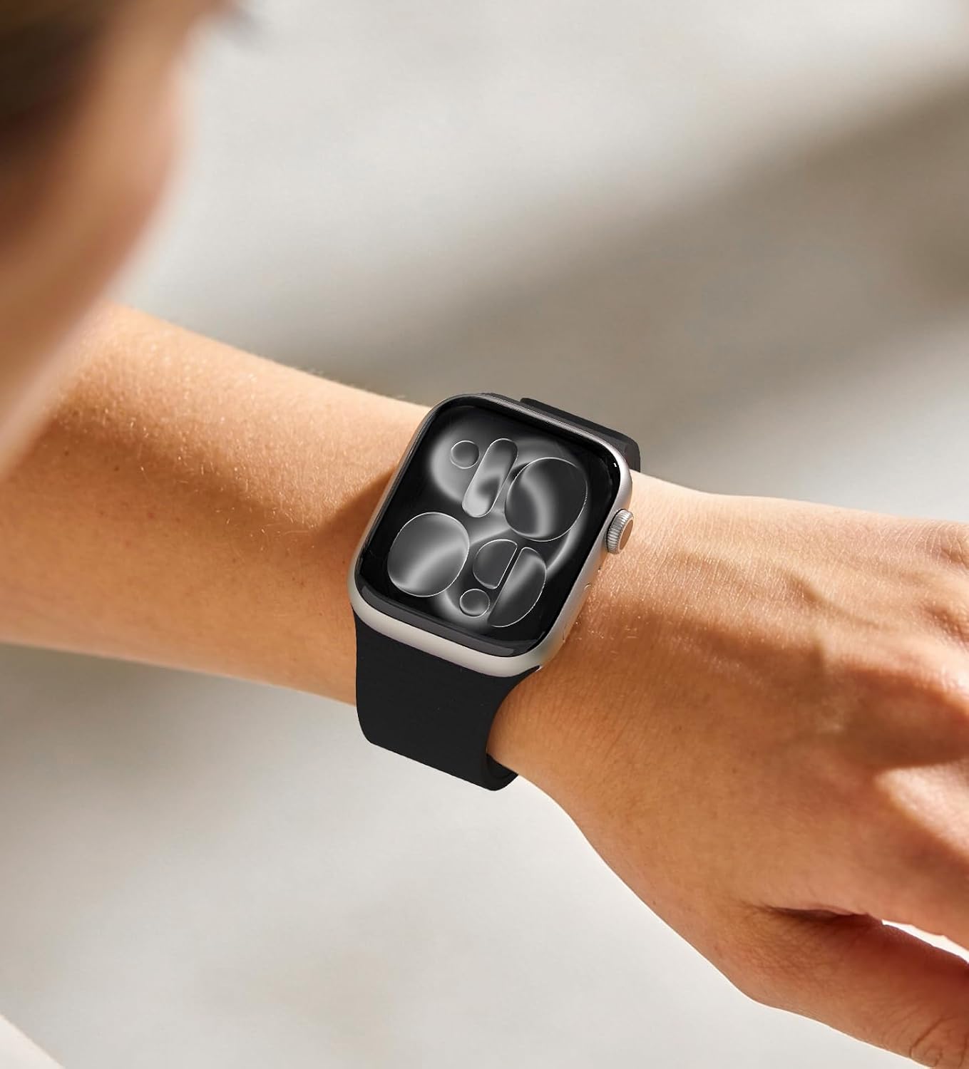 Magnetic Silicone Band — Black